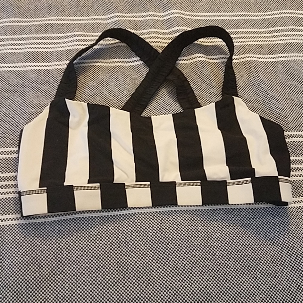 Lululemon inner Heart Swim